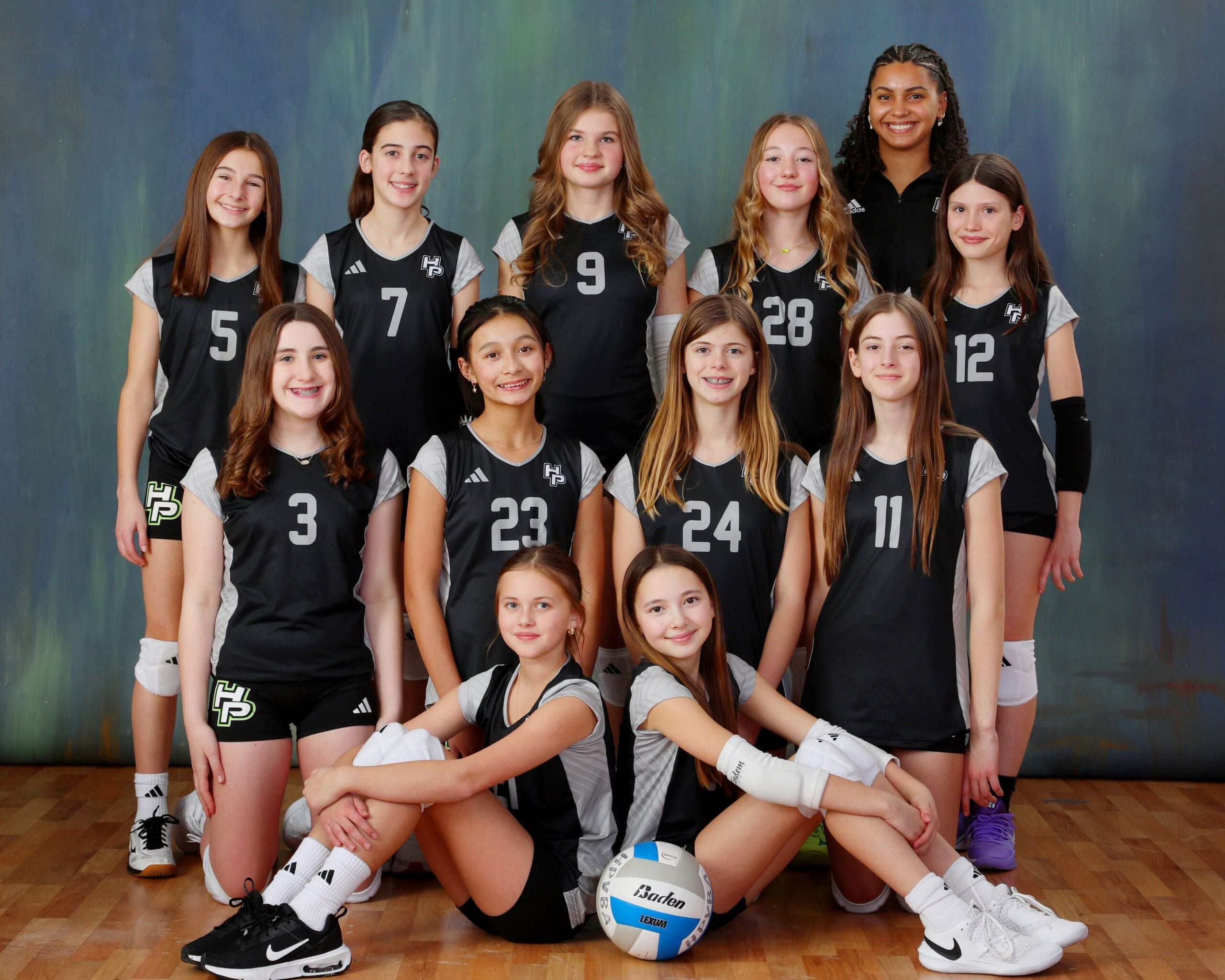 Group_HP12Black_00024